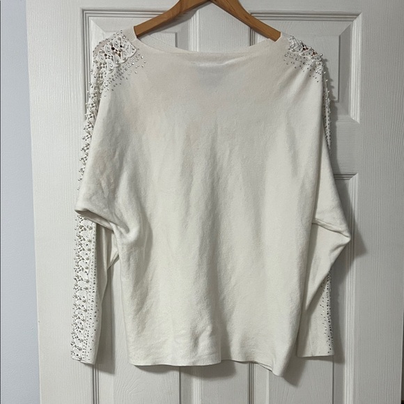 Milano White Blouse with Lace Sleeves - Picture 5 of 5